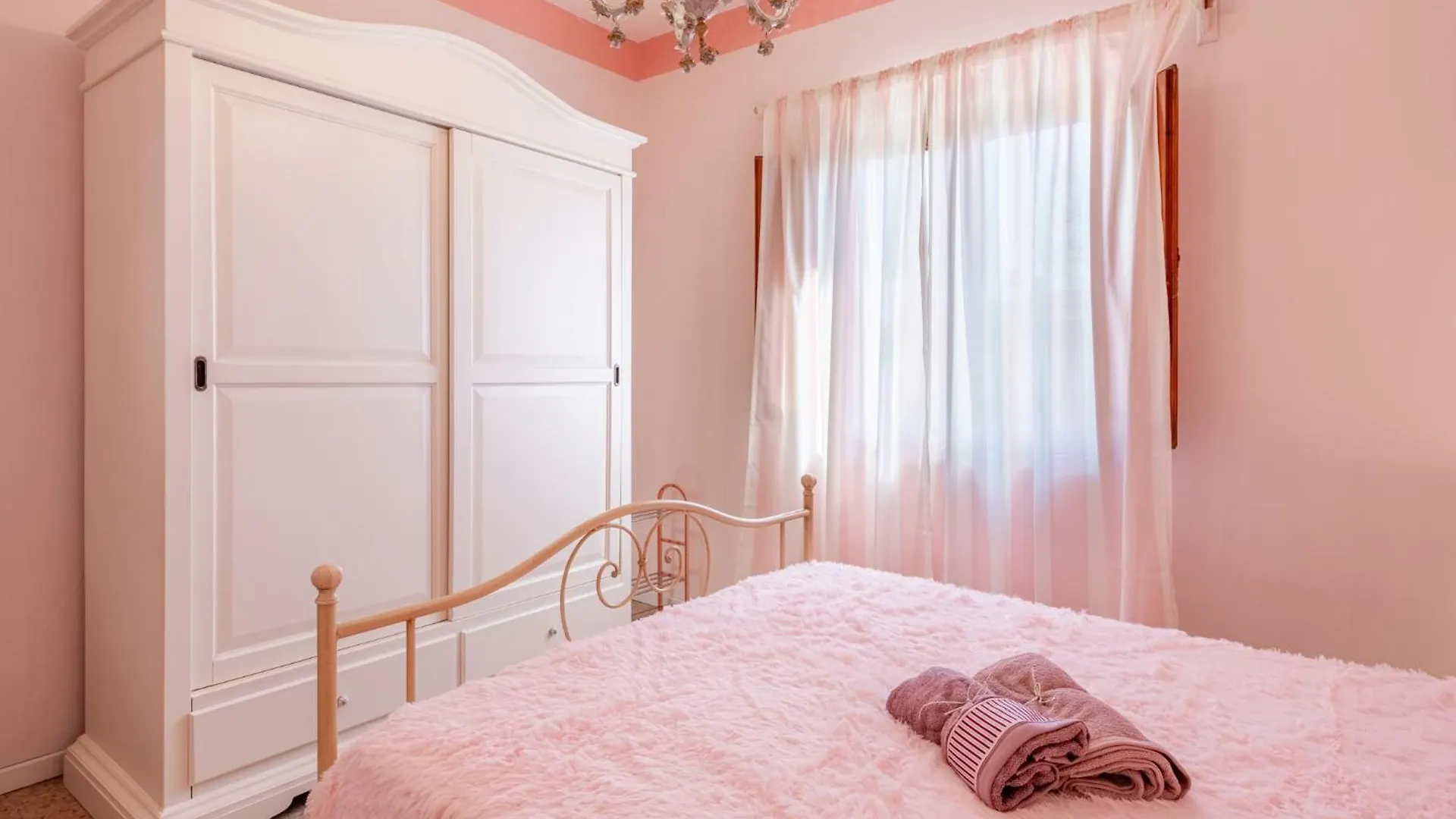 Casa Di Nonna Tosca Montecarlo Villa Italy