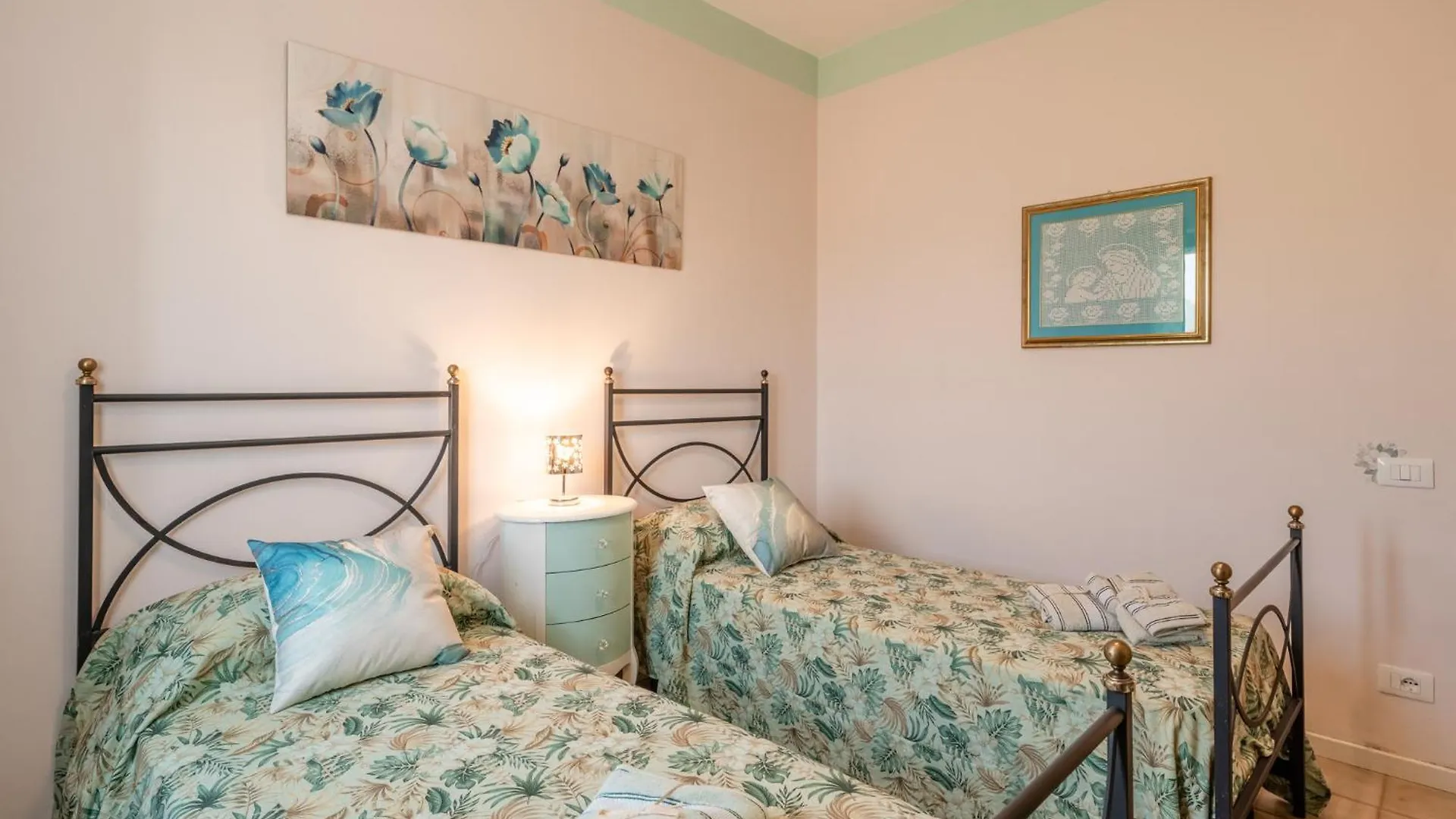 Holiday home Casa Di Nonna Tosca Montecarlo Villa Italy