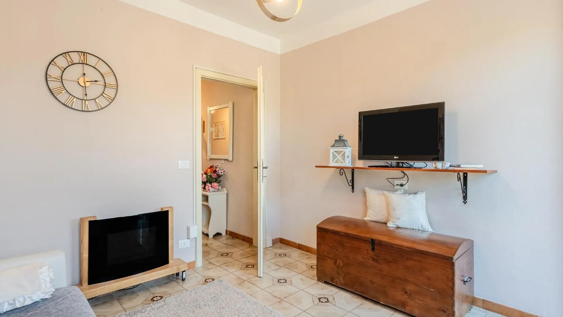 Casa Di Nonna Tosca Montecarlo Villa Holiday home